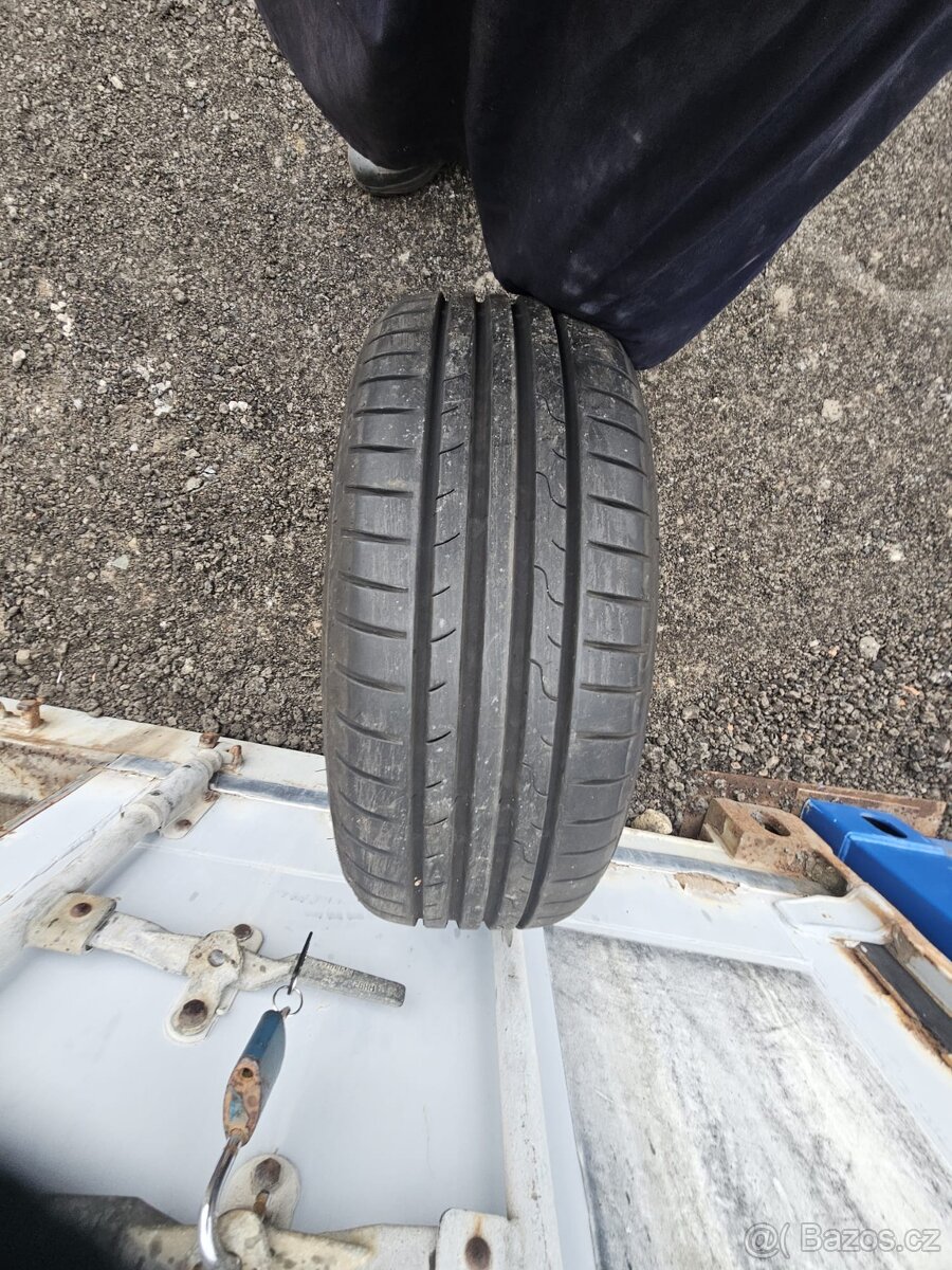 Hliníkový disk s pneumatikou ŠKODA - 4