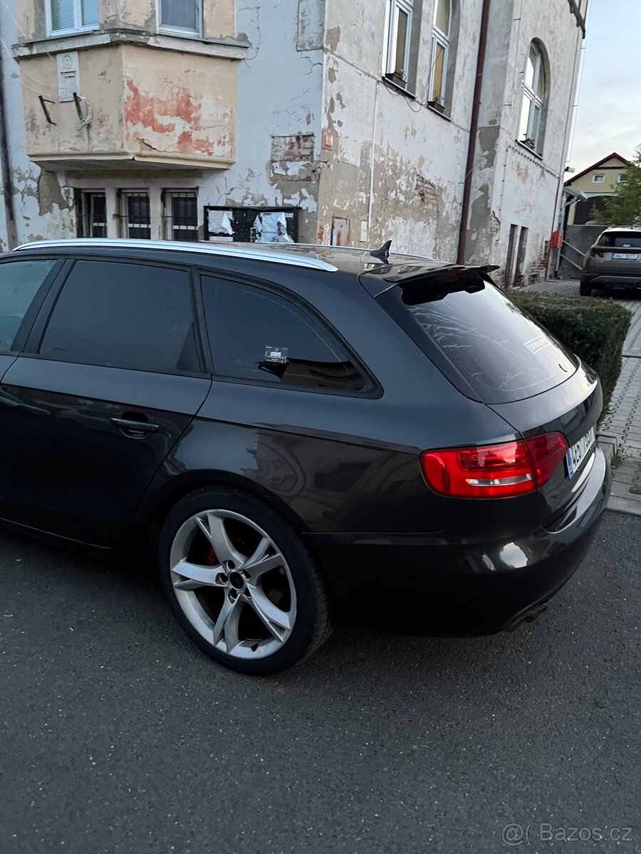 Audi A4B8 - 4