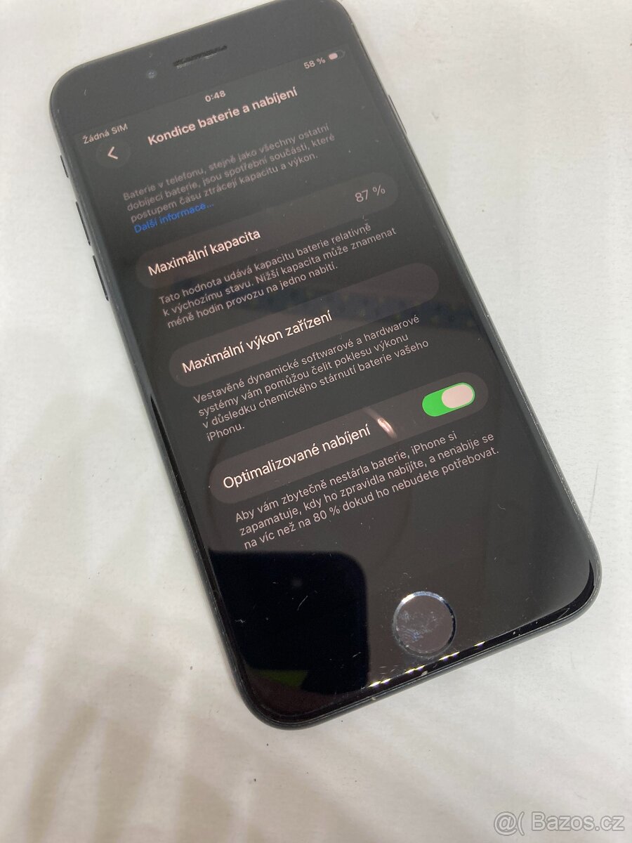 iPhone SE 2022 64GB modrý, baterie 87%, příslušenství - 4