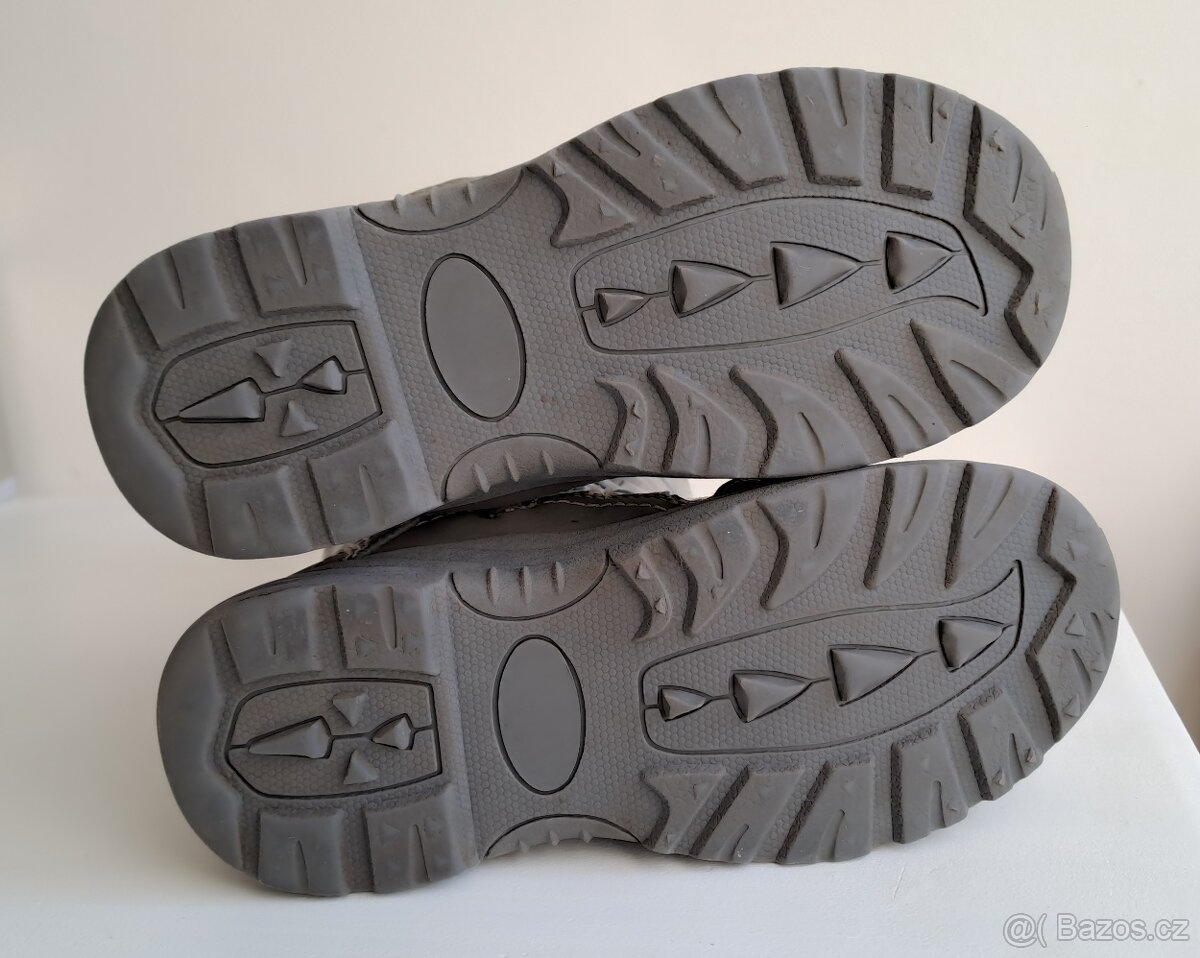 Zánovní nepromokavé dívčí zimní boty vel. 35 - 4