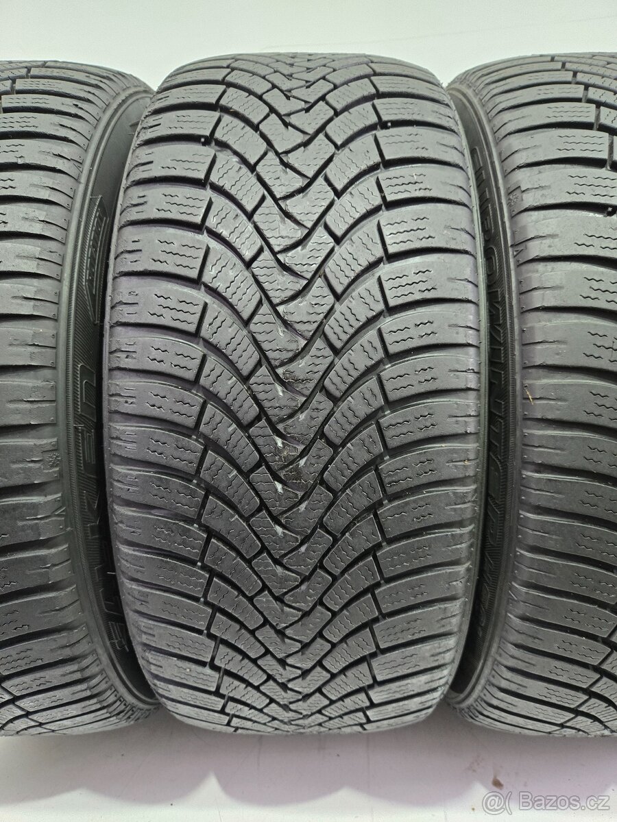 Zimní pneu 225/45/17 Falken - 4