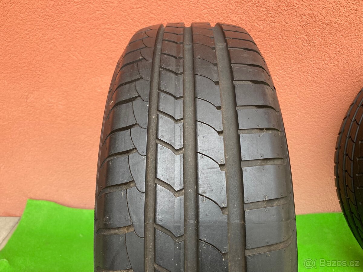 195 60 r16 letní Goodyear - 4