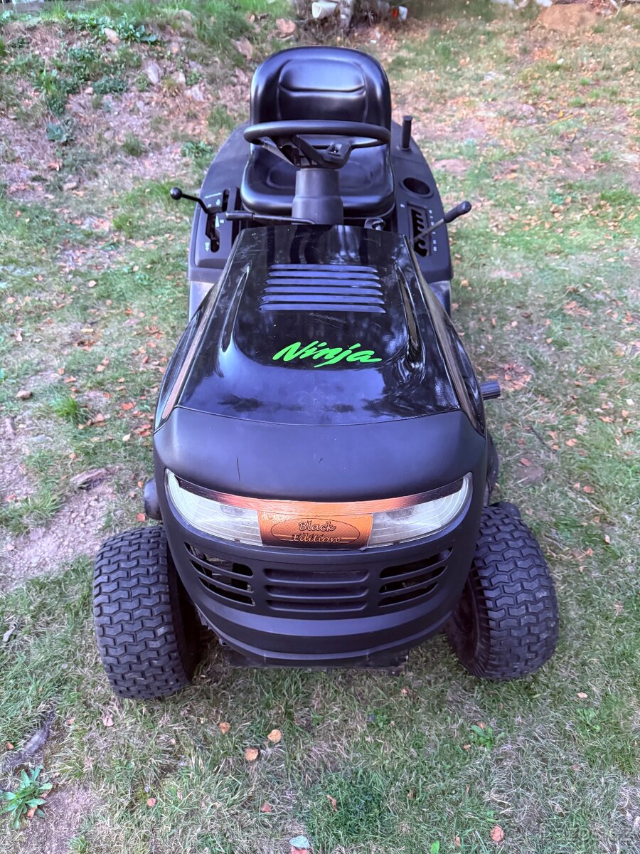 Zahradní traktor husqvarna - 4