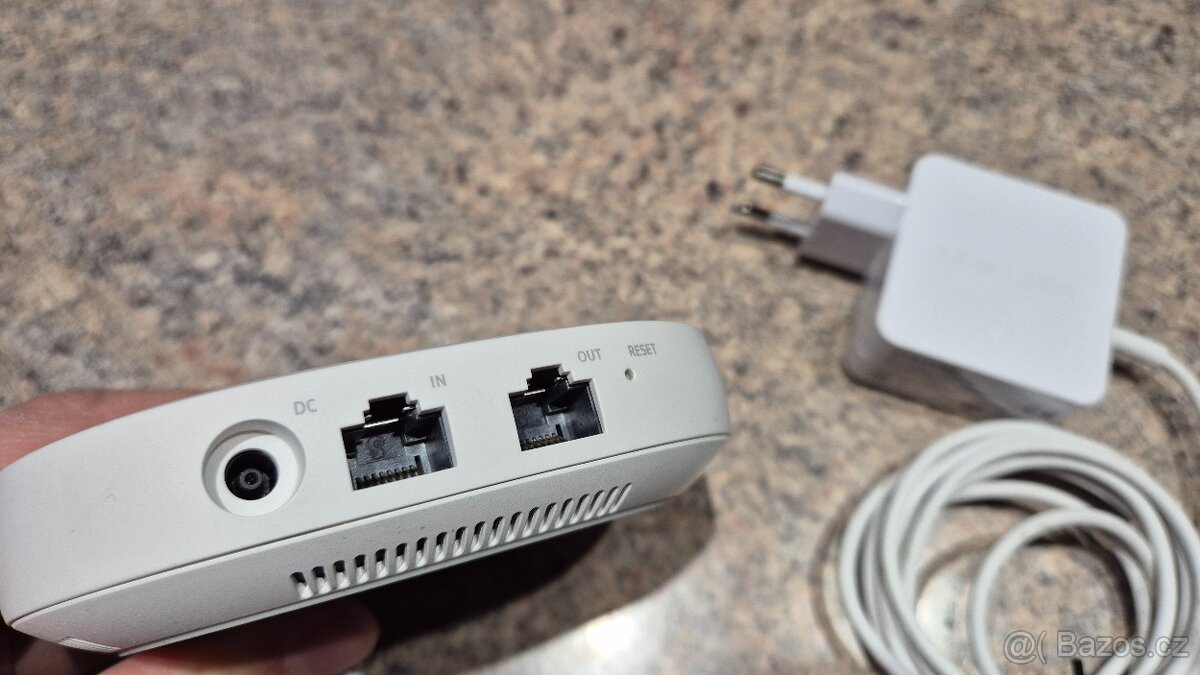 Samsung SmartThings WiFi Hub (ET-WV520) - 4