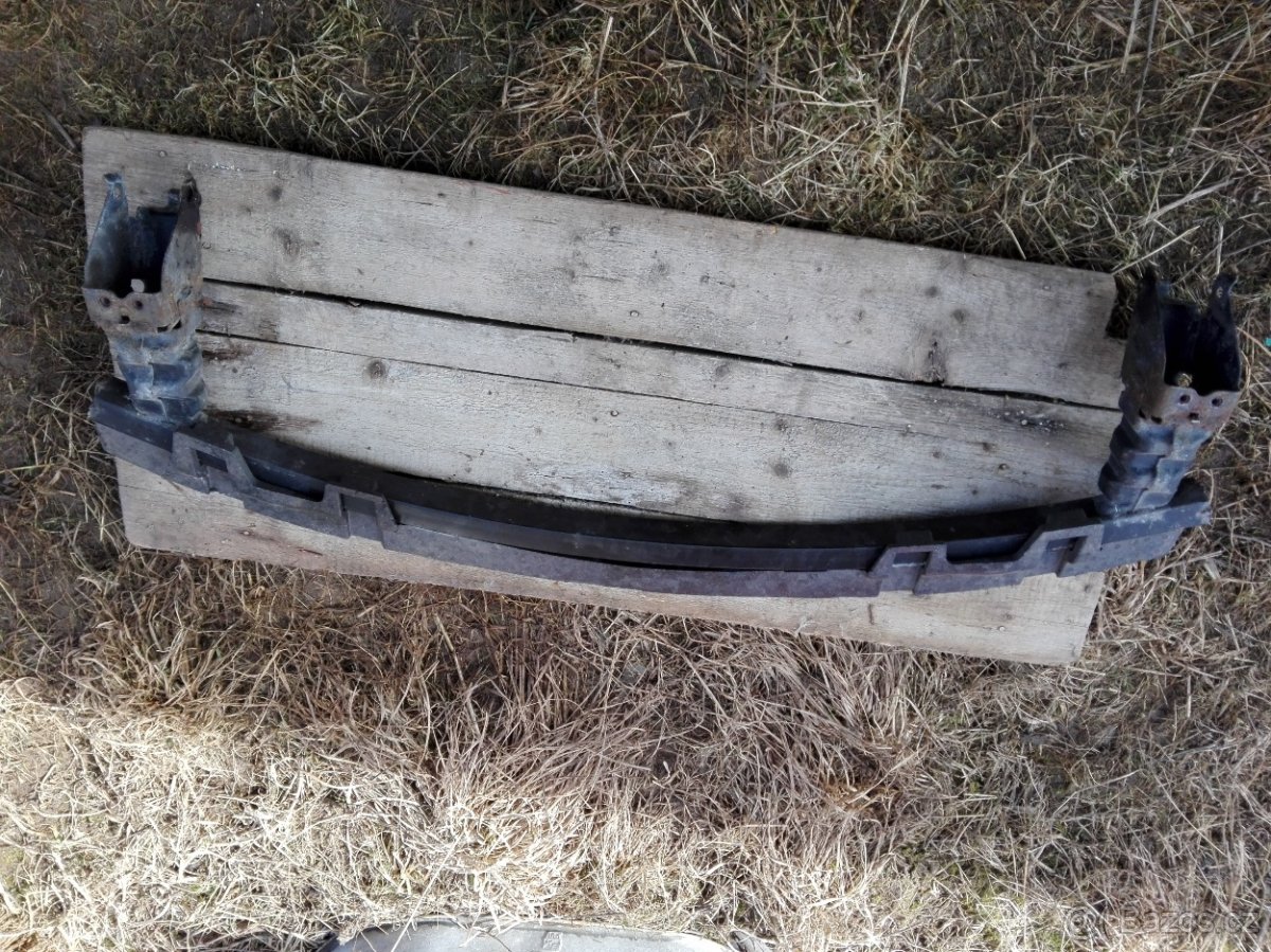 Citroen c8 levé zadní dveře podběh výztuha př. nárazníku - 4