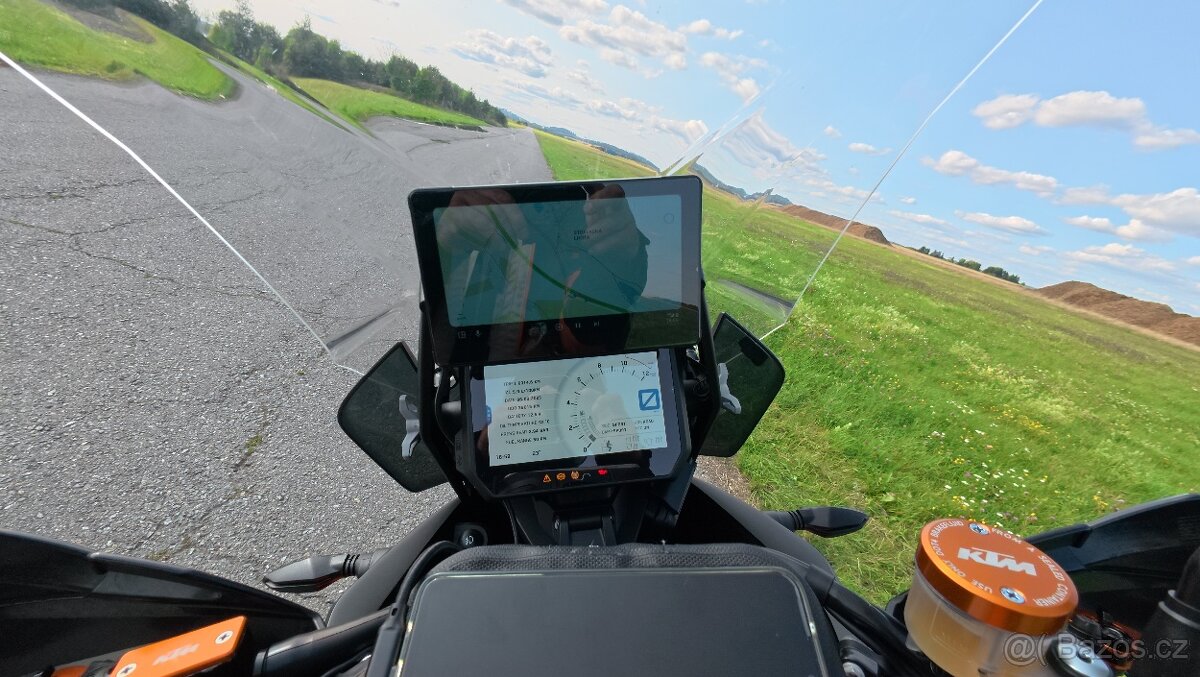 KTM 1290 Super Adventure S - 4