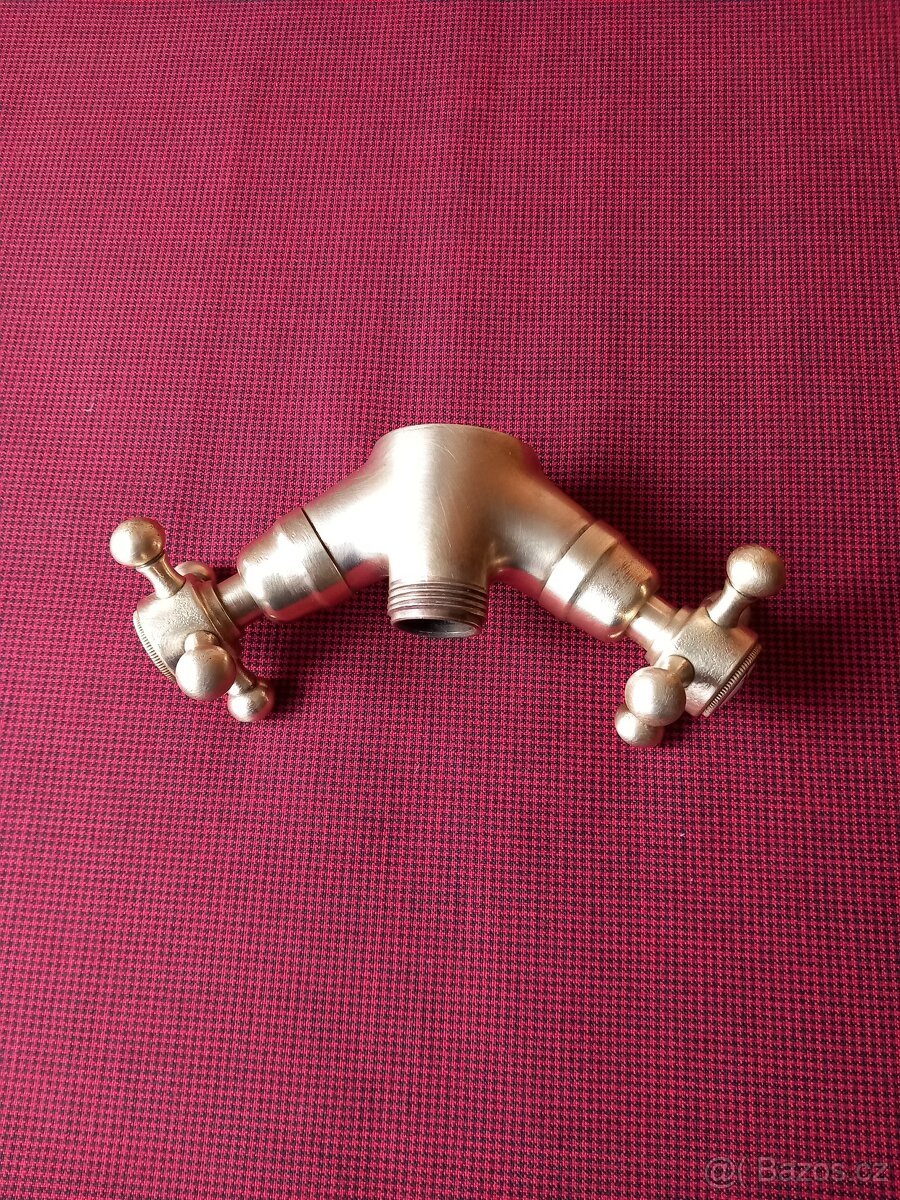 Mosazná vodovodní baterie - 4