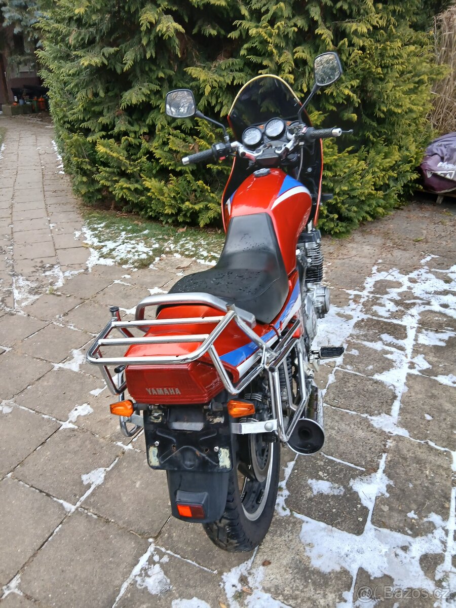 Yamaha XJ 900 - 4