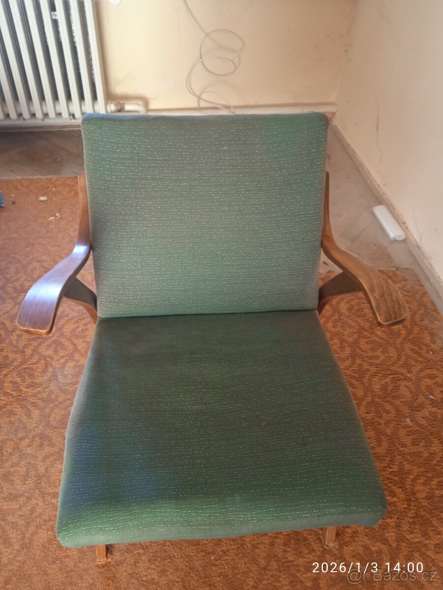 Starý obývací nábytek - 4