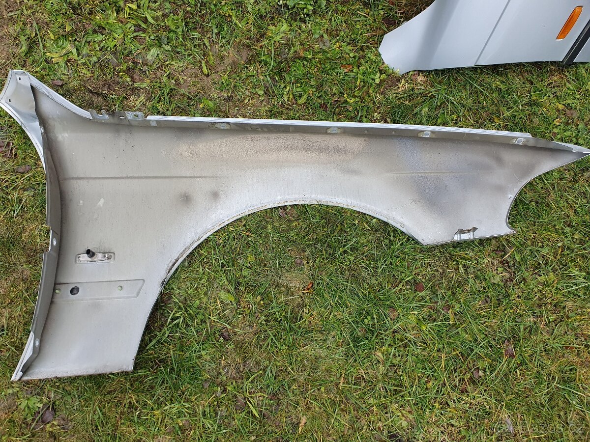 Přední blatníky BMW e39 - 4