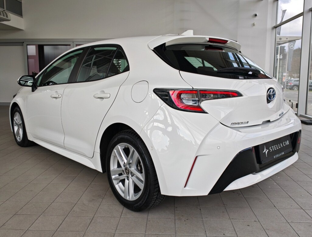 Toyota Corolla 1.8 hybrid - 4