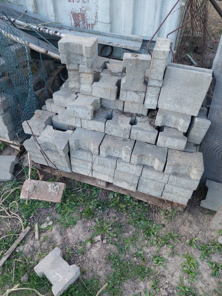 Dlažba, cihly, příčkovky - 4