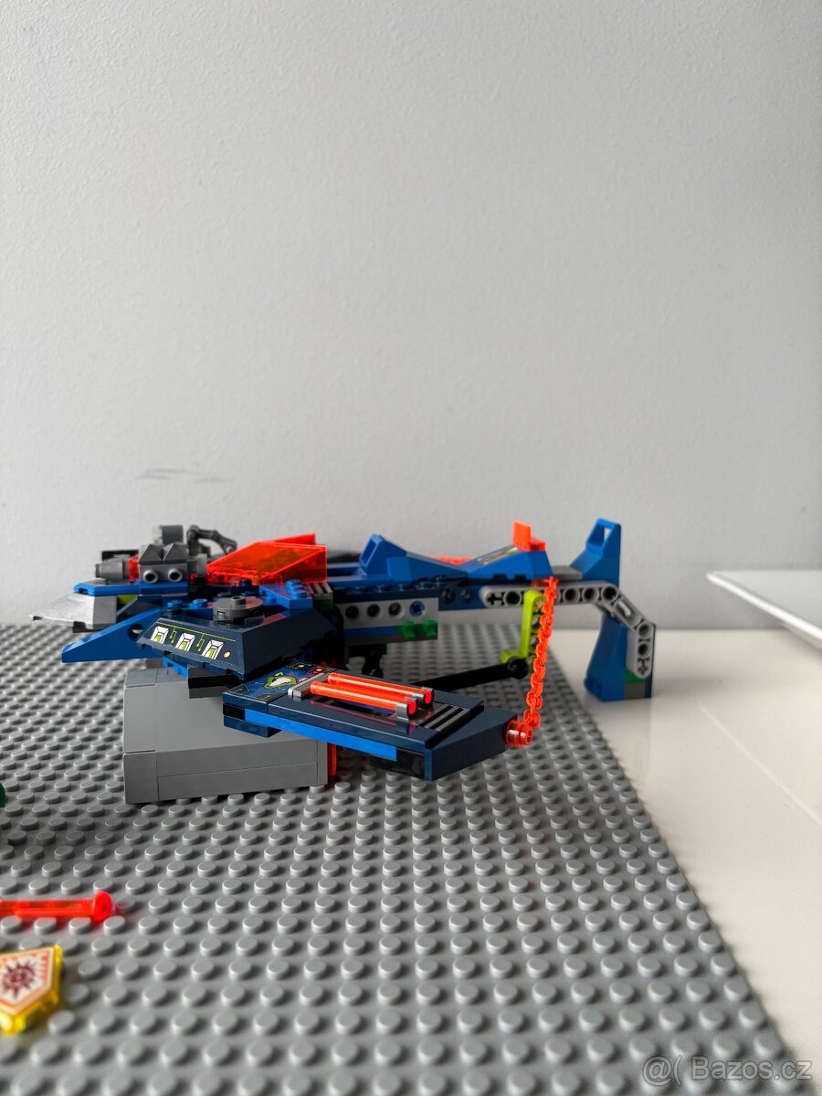 lego nexo knighst 70320 - 4