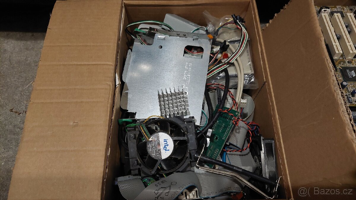 Pc komponenty - 4