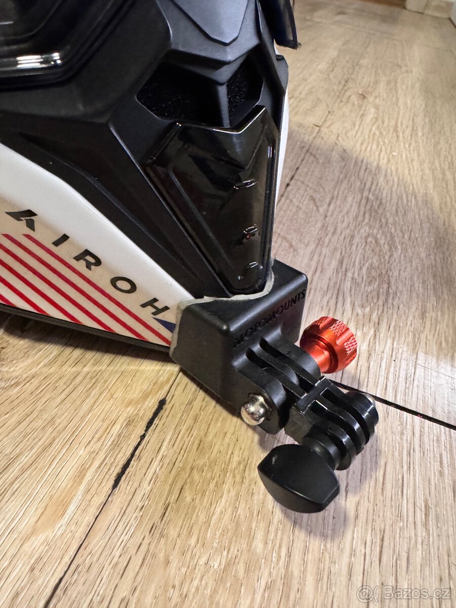 AIROH přilba COMMANDER Boost gloss white/blue - 4