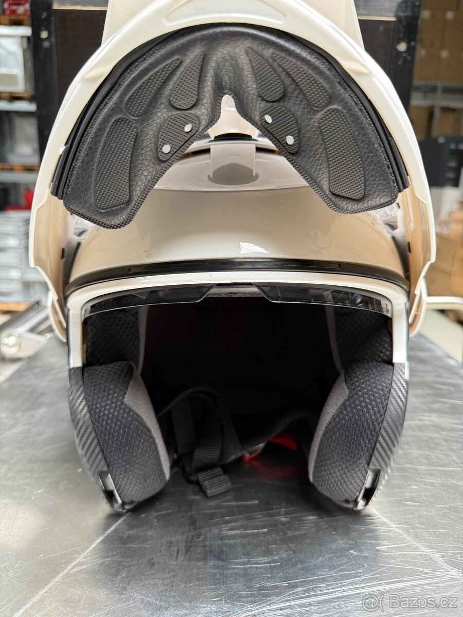 Výklopná helma Caberg M - 4