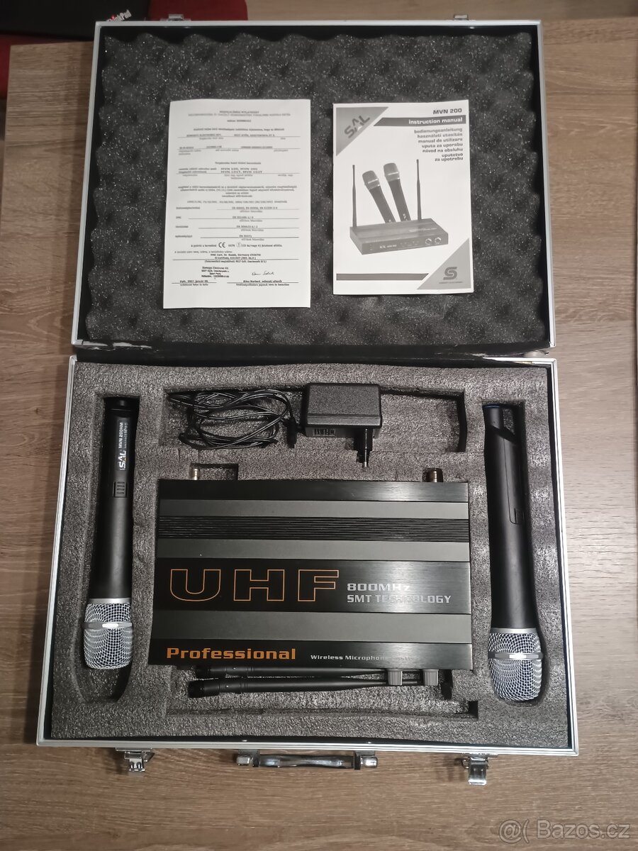 Prodám kytarový set Fender - 4