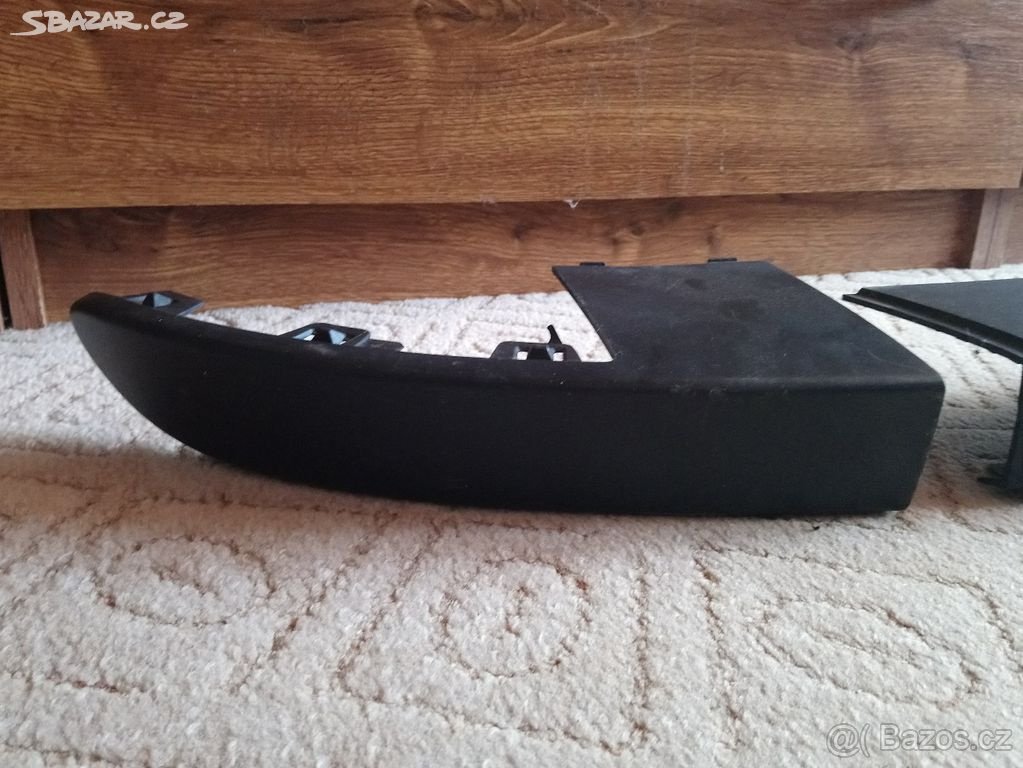 Prodám zadní nárazník RENAULT CLIO III Grandtour - 4