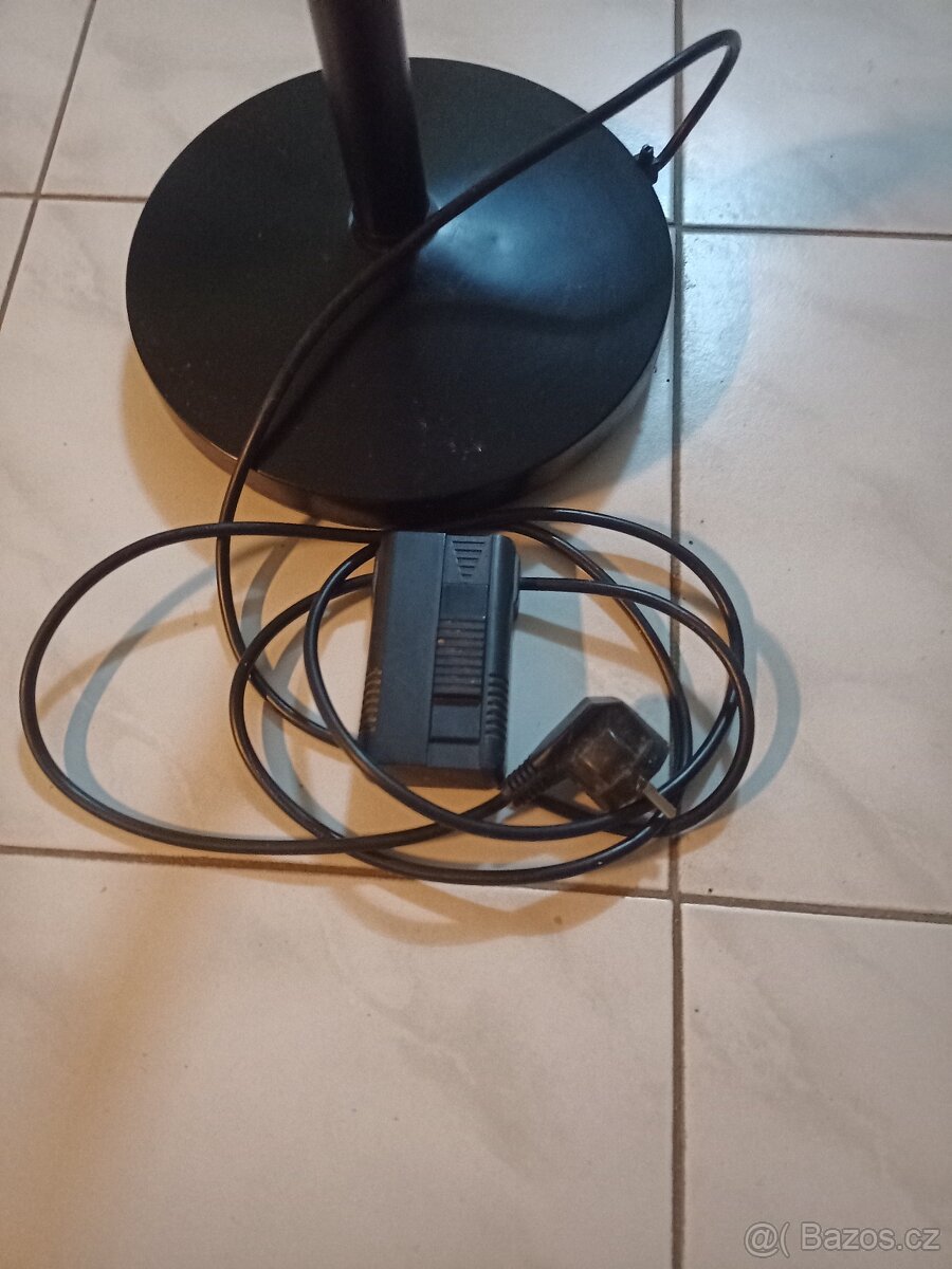 Stojanová lampa černá s reostatem levně - 4