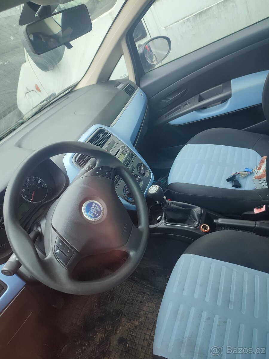 Fiat Punto 1.2 2006 kupé 3dvirko - 4