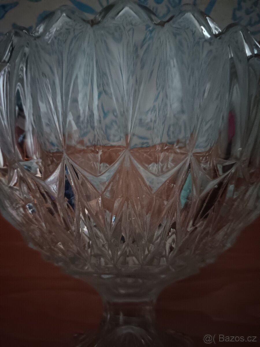 Skleněná broušená mísa na ovoce - 4