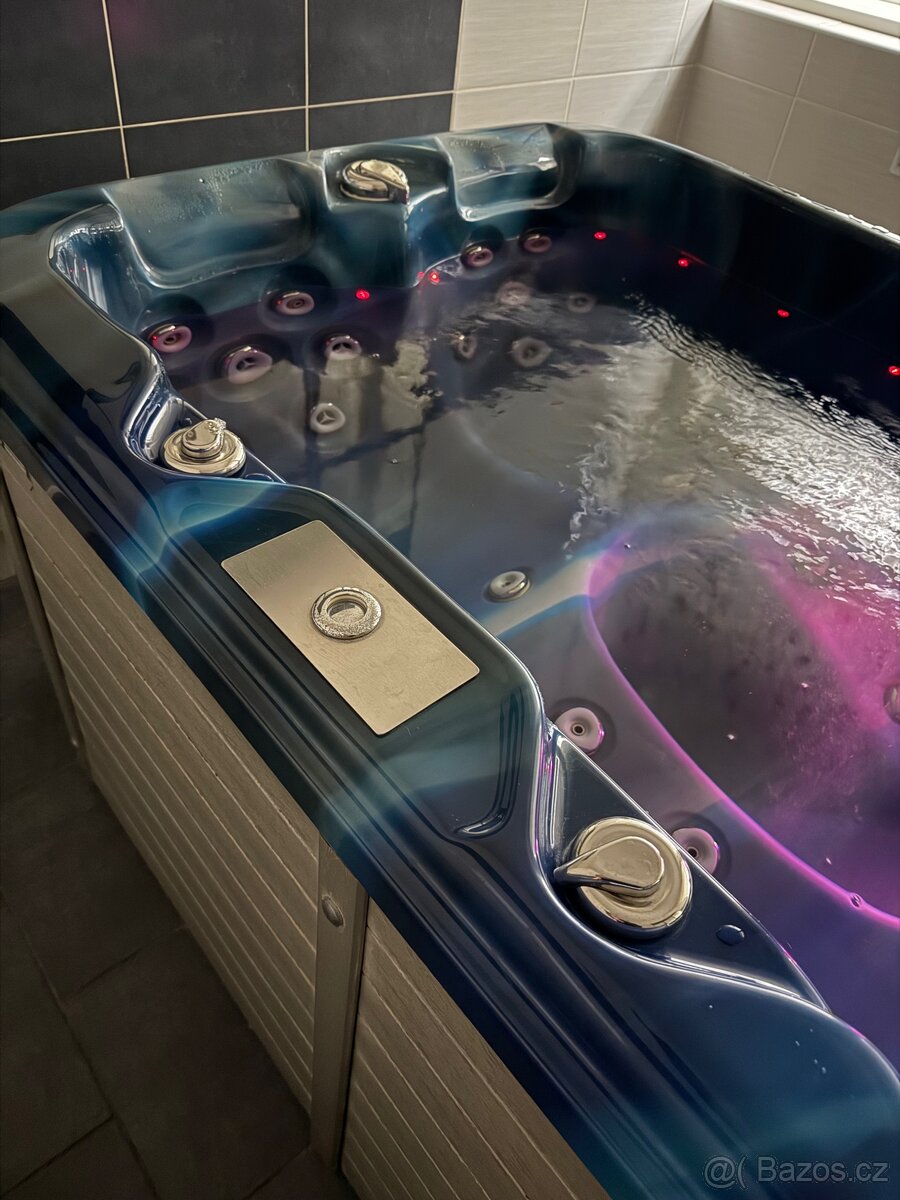 Viřivka pro 2 osoby - 4