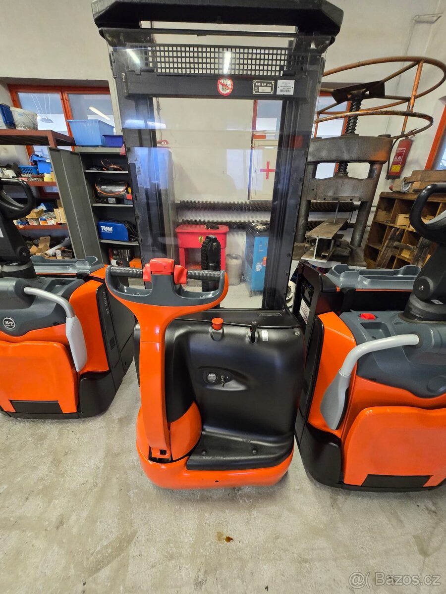 Prodám VZV Toyota - 4