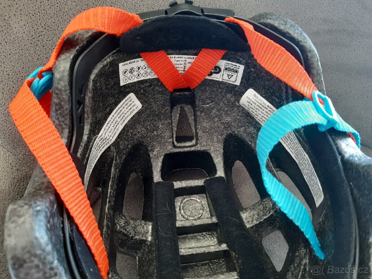 Cyklisticka prilba Uvex 47-52 cm CERNA - 4