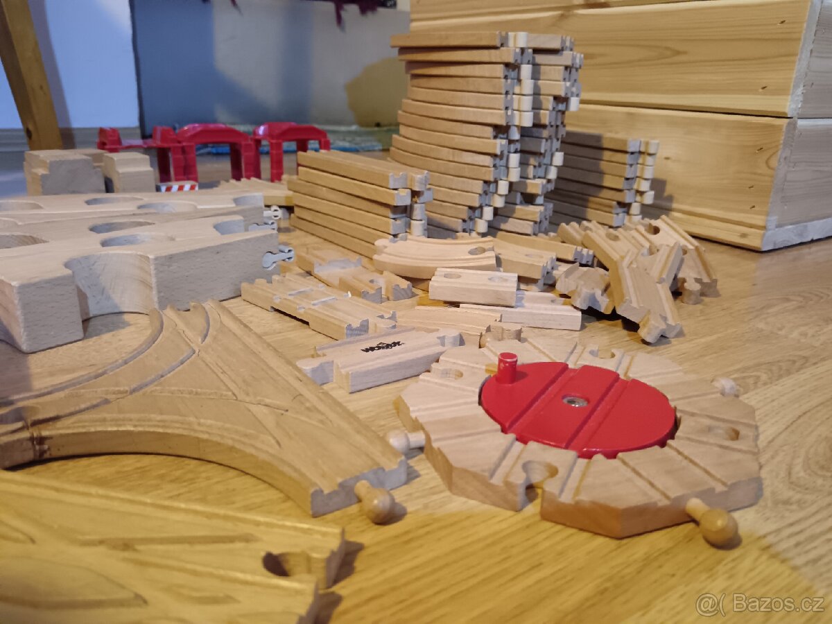 Dřevěné koleje, vláčky, doplňky - 4