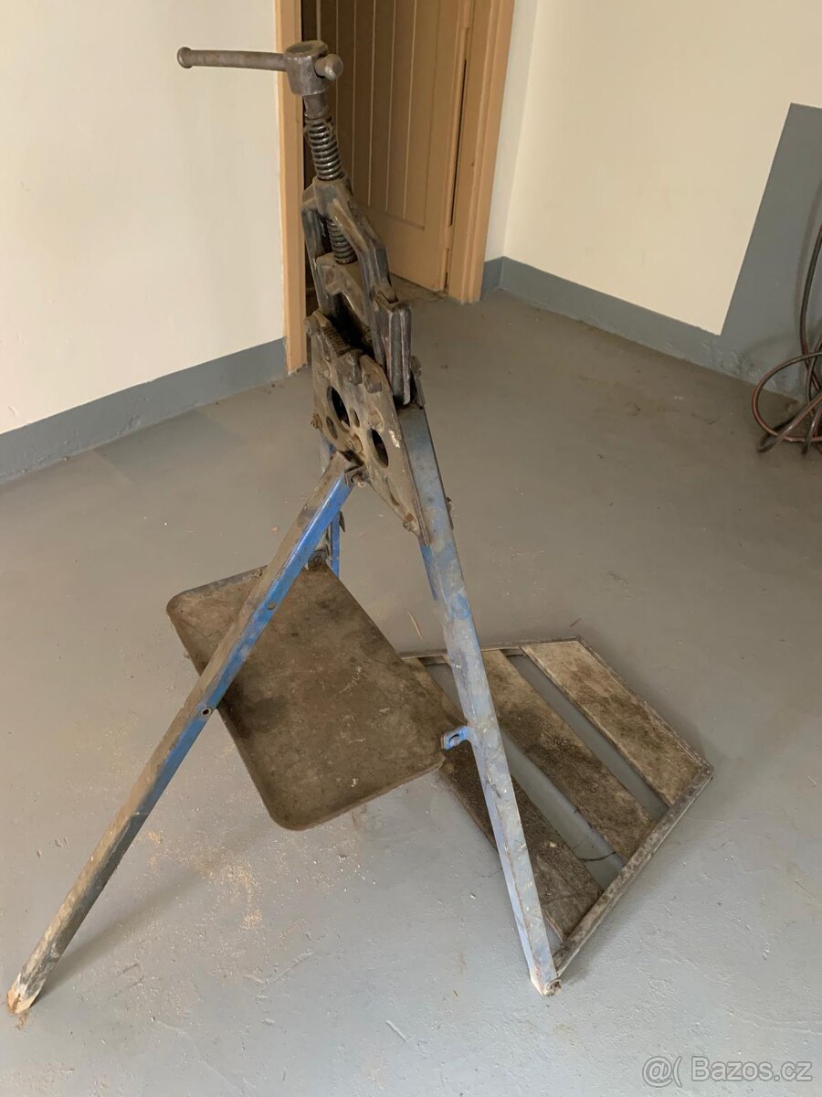 Ponk (svěrák) zn. Pioneer - 4