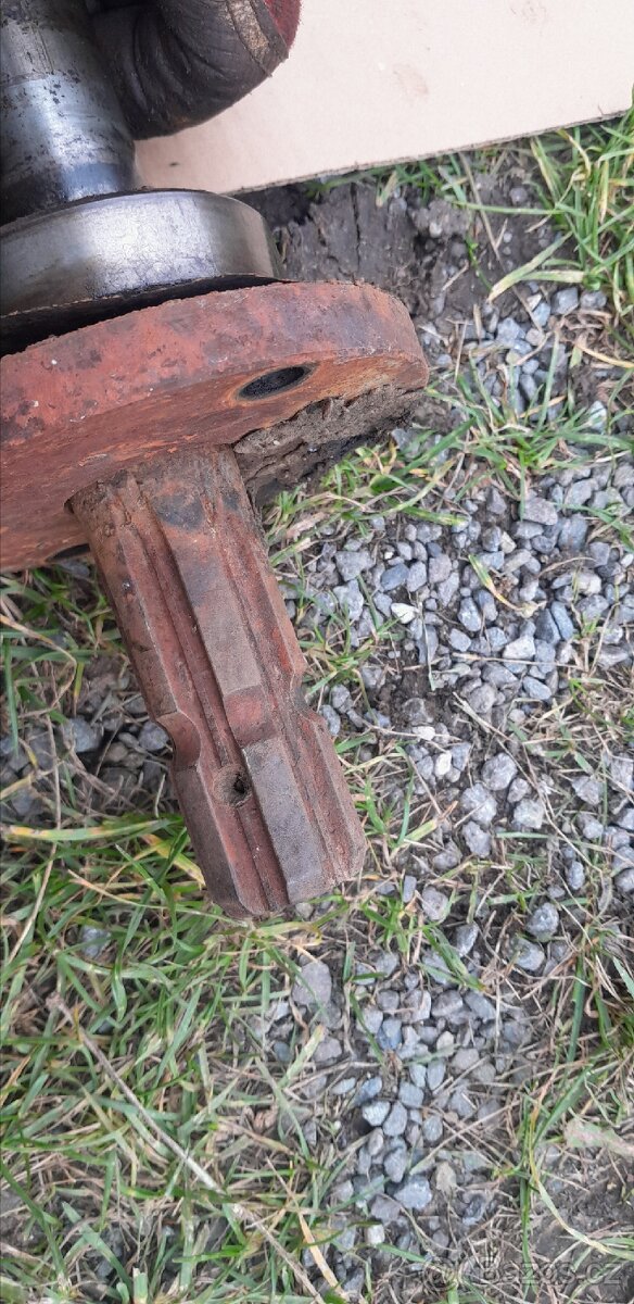 Prodám díly do převodovky zetor 4011, 4511, 4611 - 4