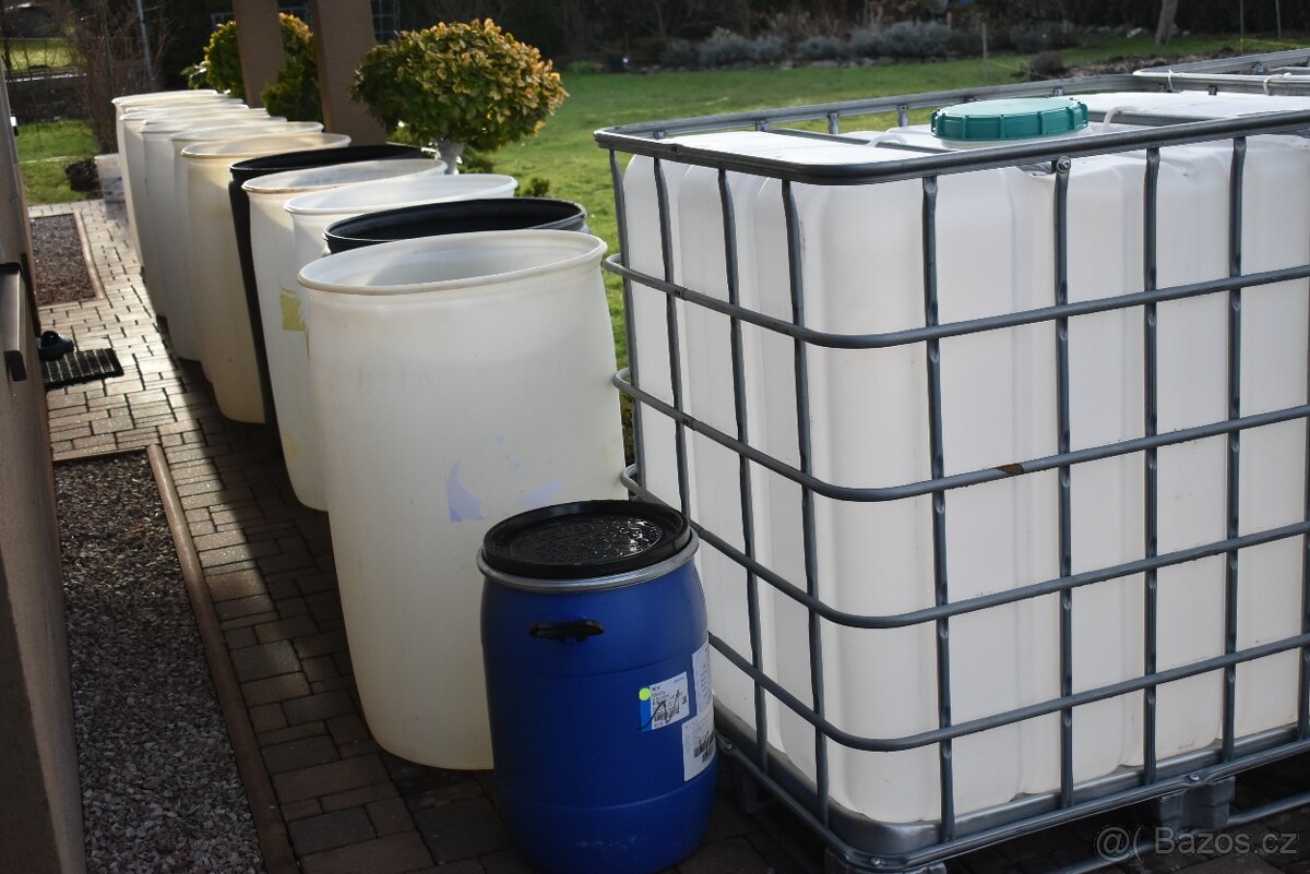 Kubíkové nádrže IBC - 4