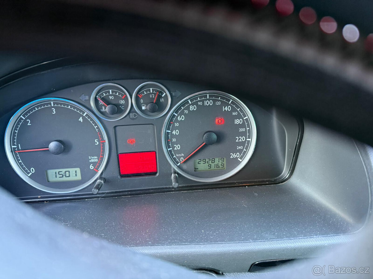 Prodám VW Sharan 2003, 1.9 TDI,292819km,96kW. - 4