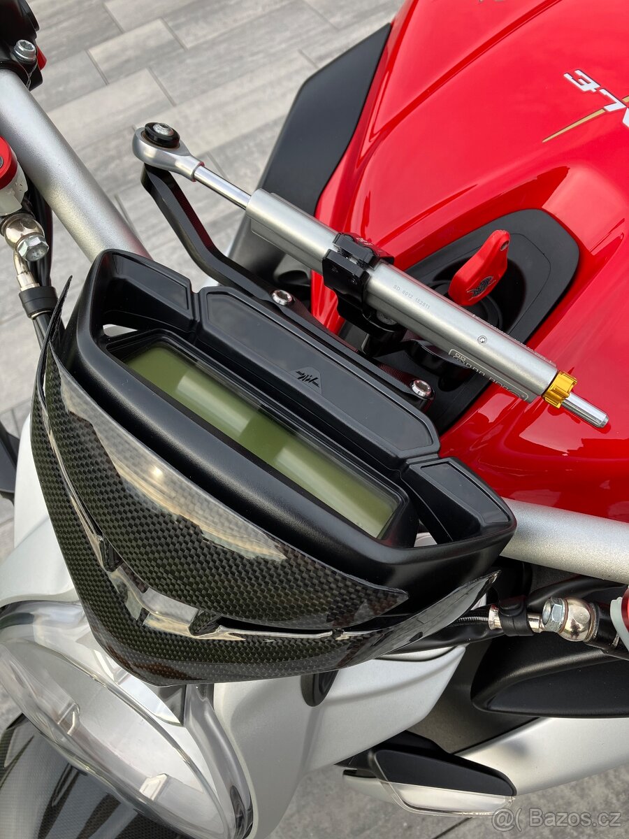 MV Agusta Brutale 800 - 4