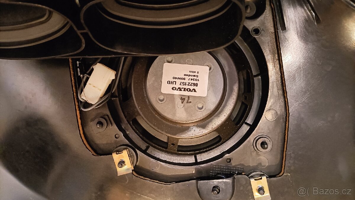 Volvo Dolby Surround Pro Logic - 4