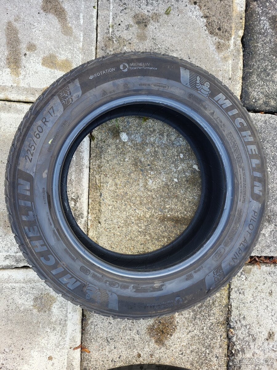 2x 225/60R17 Michelin zimní pneu - - 4