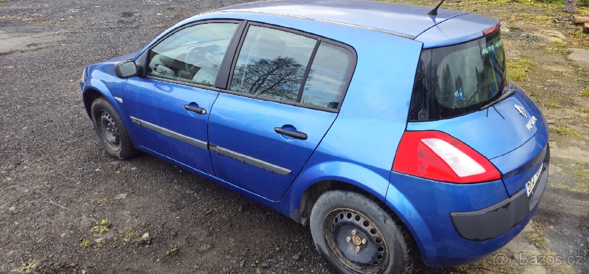 Renault Megane 1.6i - 4