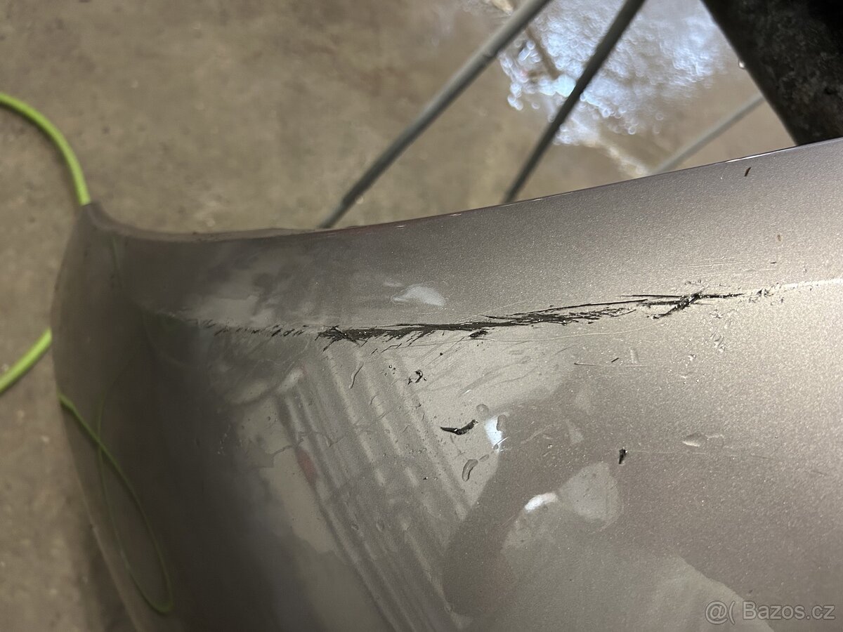 Nárazník a blatník Renault Fluence 2012/13 - 4