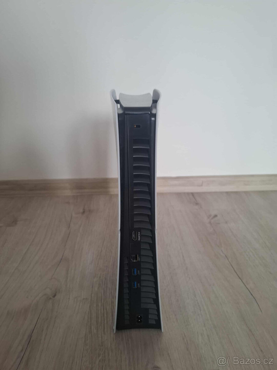PlayStation 5 Slim Digital Edition + 2 ovladače - 4