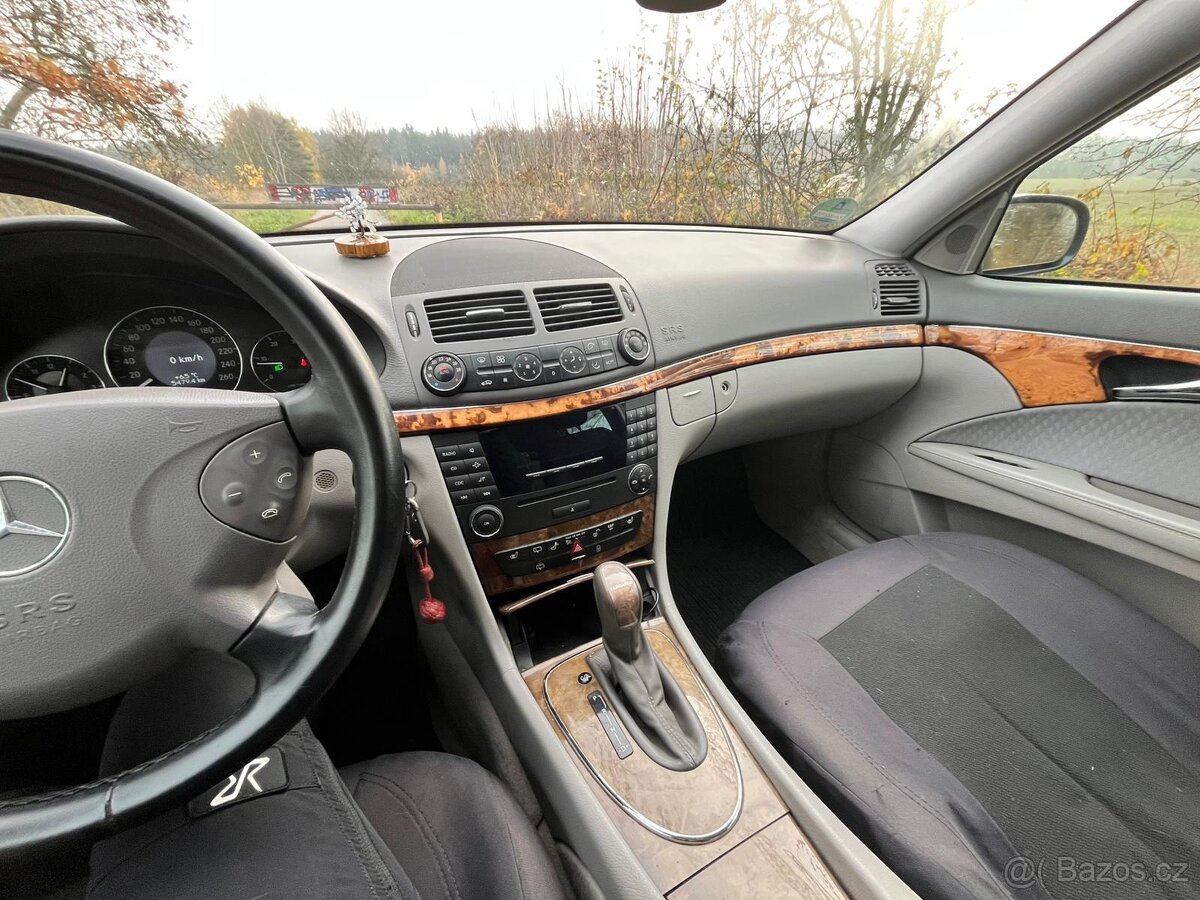 Prodej MB E 280 cdi - 4