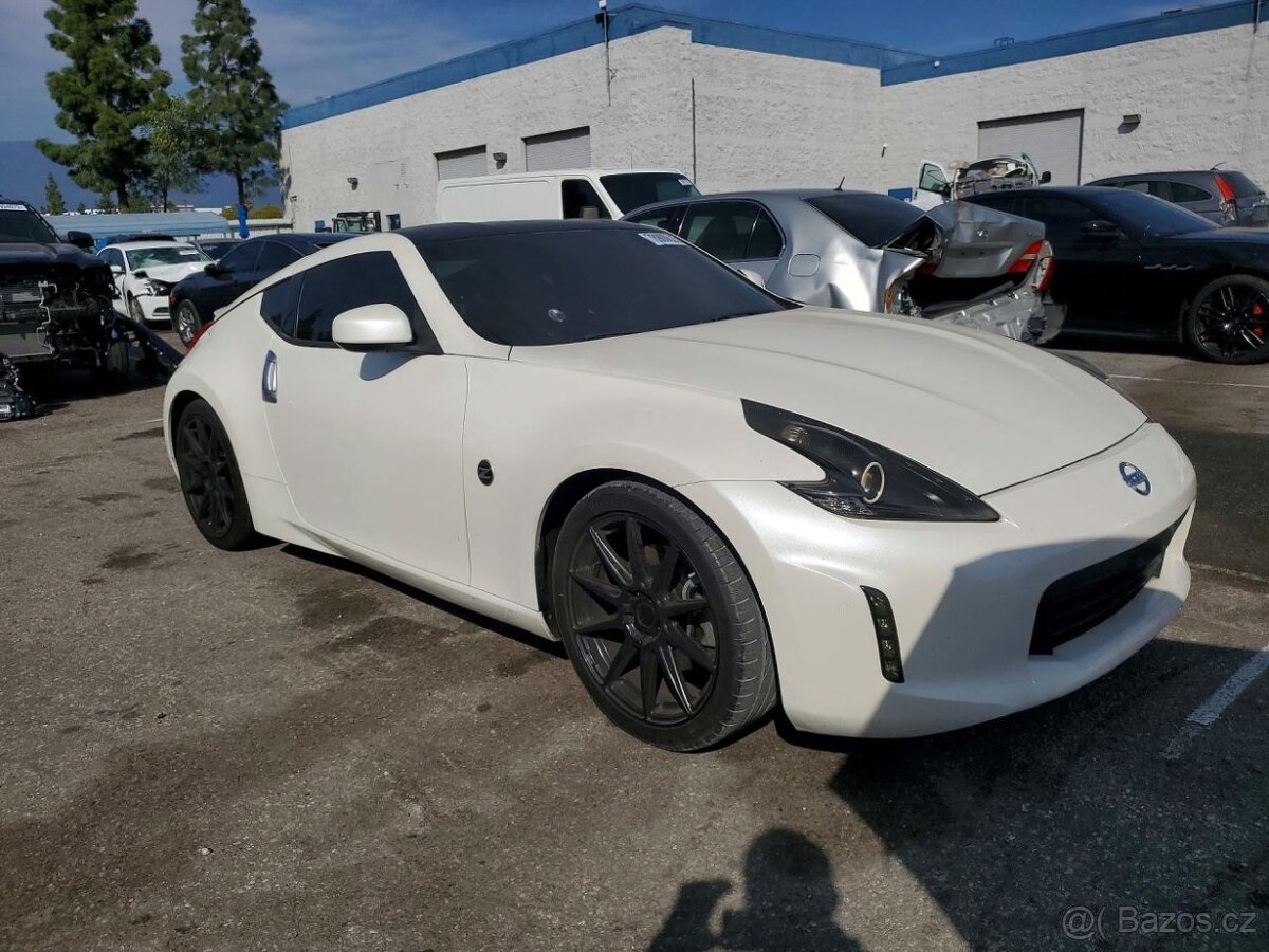 NISSAN 370Z BASE 2016 - 4