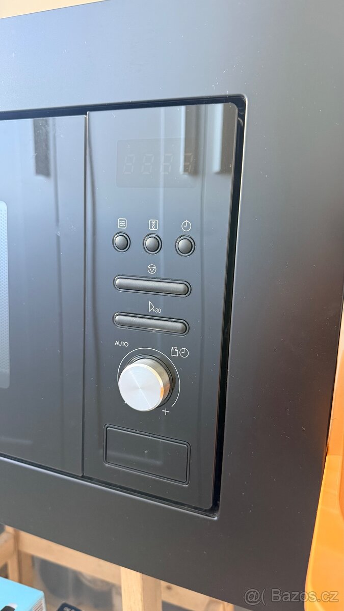 Mikrovlnka IKEA Vårmd - 4