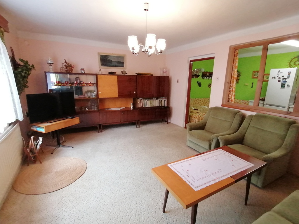 Prostorný rodinný dům 5+1 s garáží a zahradou 315m2, Kojetín - 4