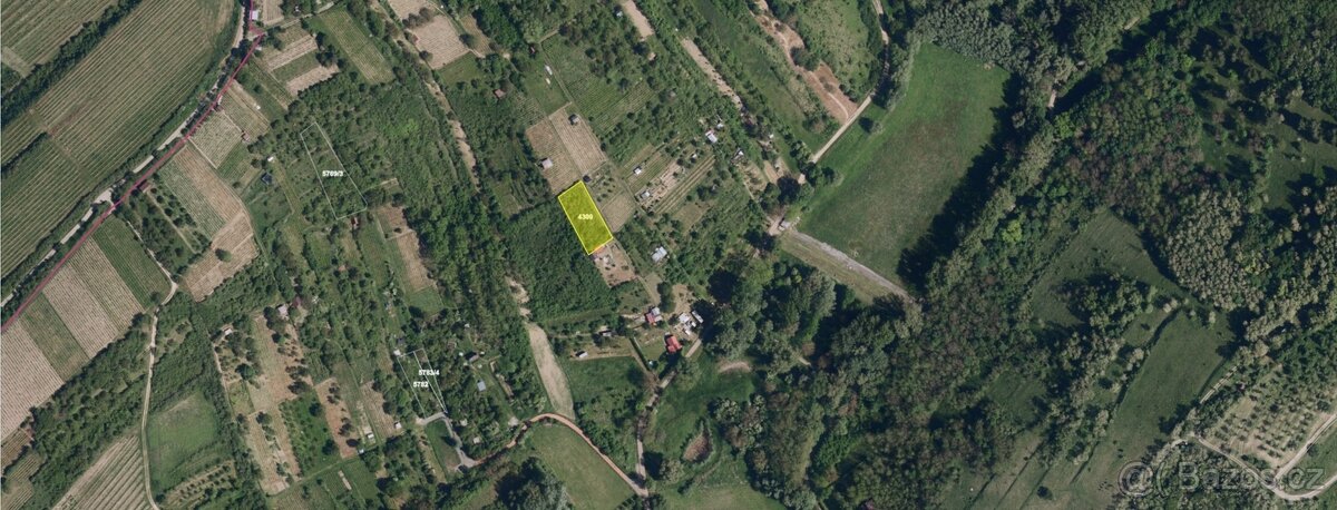 Hustopeče u Brna (1 025m2) - 4