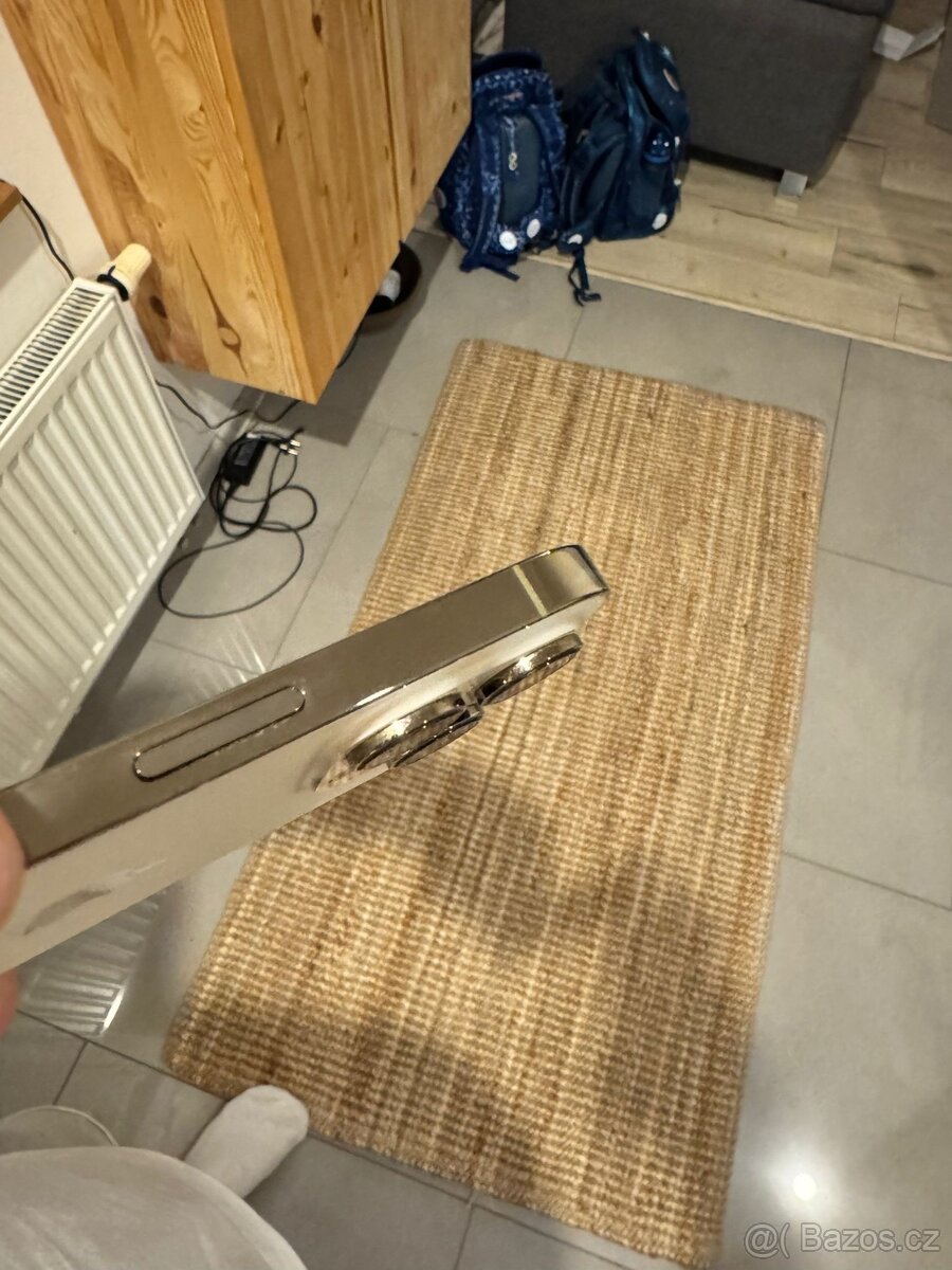 Iphone 14pro zlatá - 4