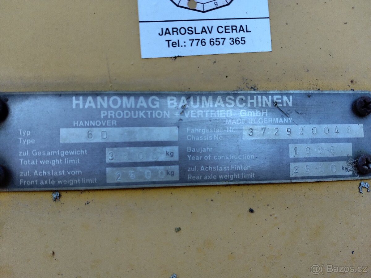 Nakladač Hanomag 6D - 4