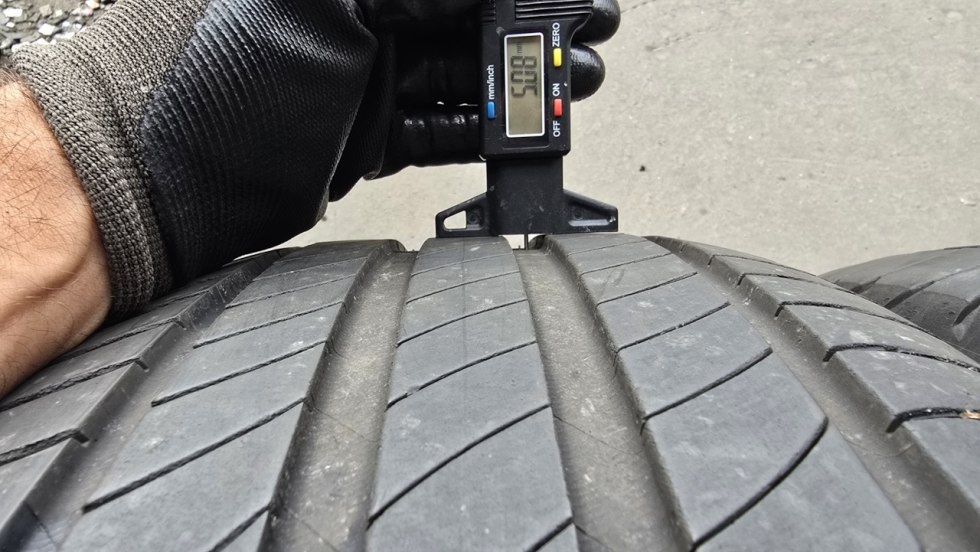 Letní pneu 225/55/18 Michelin - 4