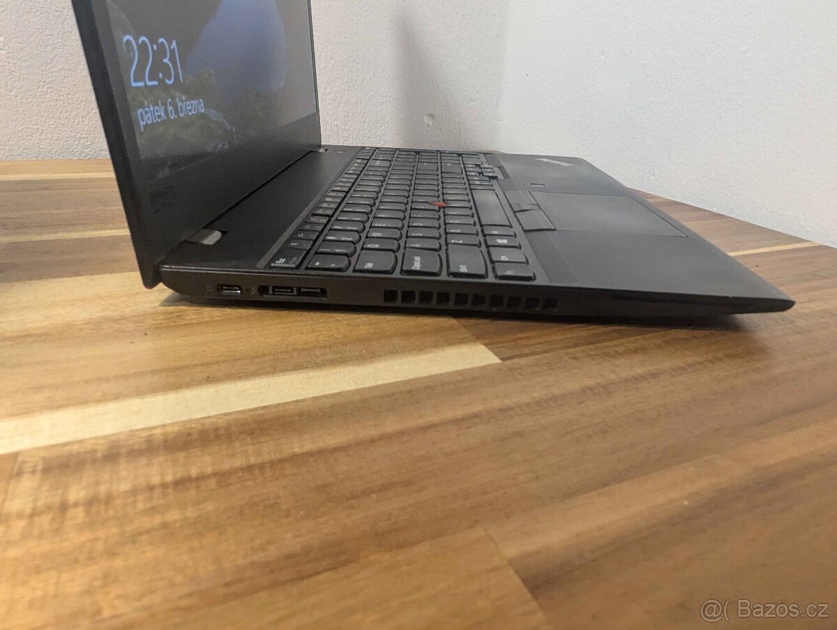Lenovo ThinkPad T580 i7-8550U - 4