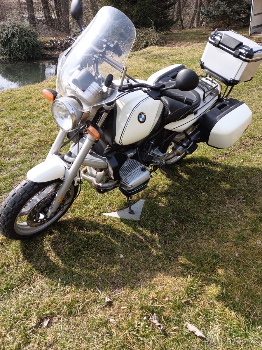 BMW R1100R