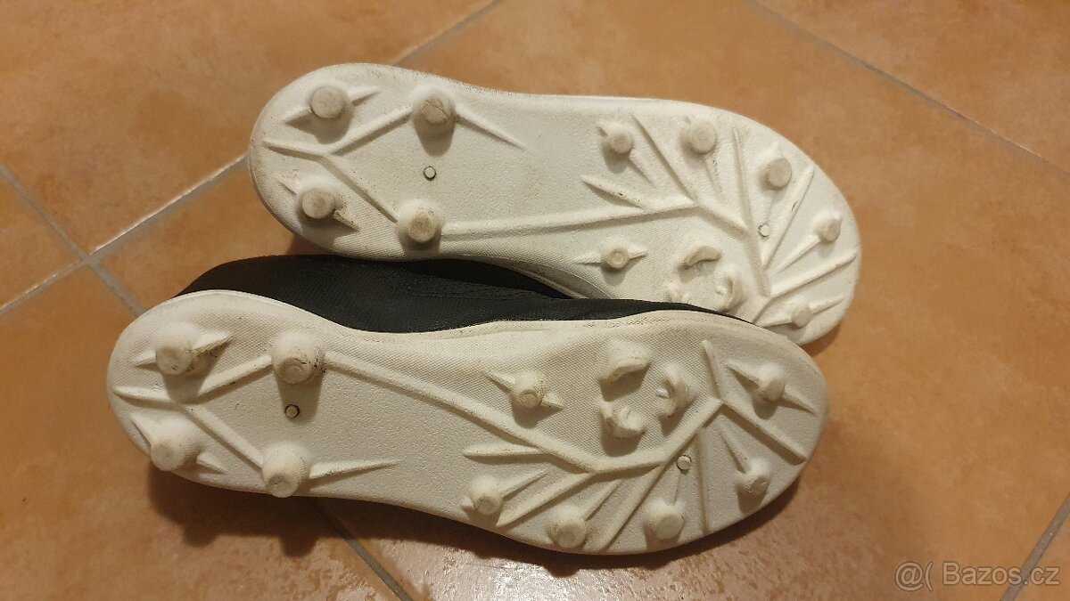 dětské kopačky Kipsta vel: 33 - 4